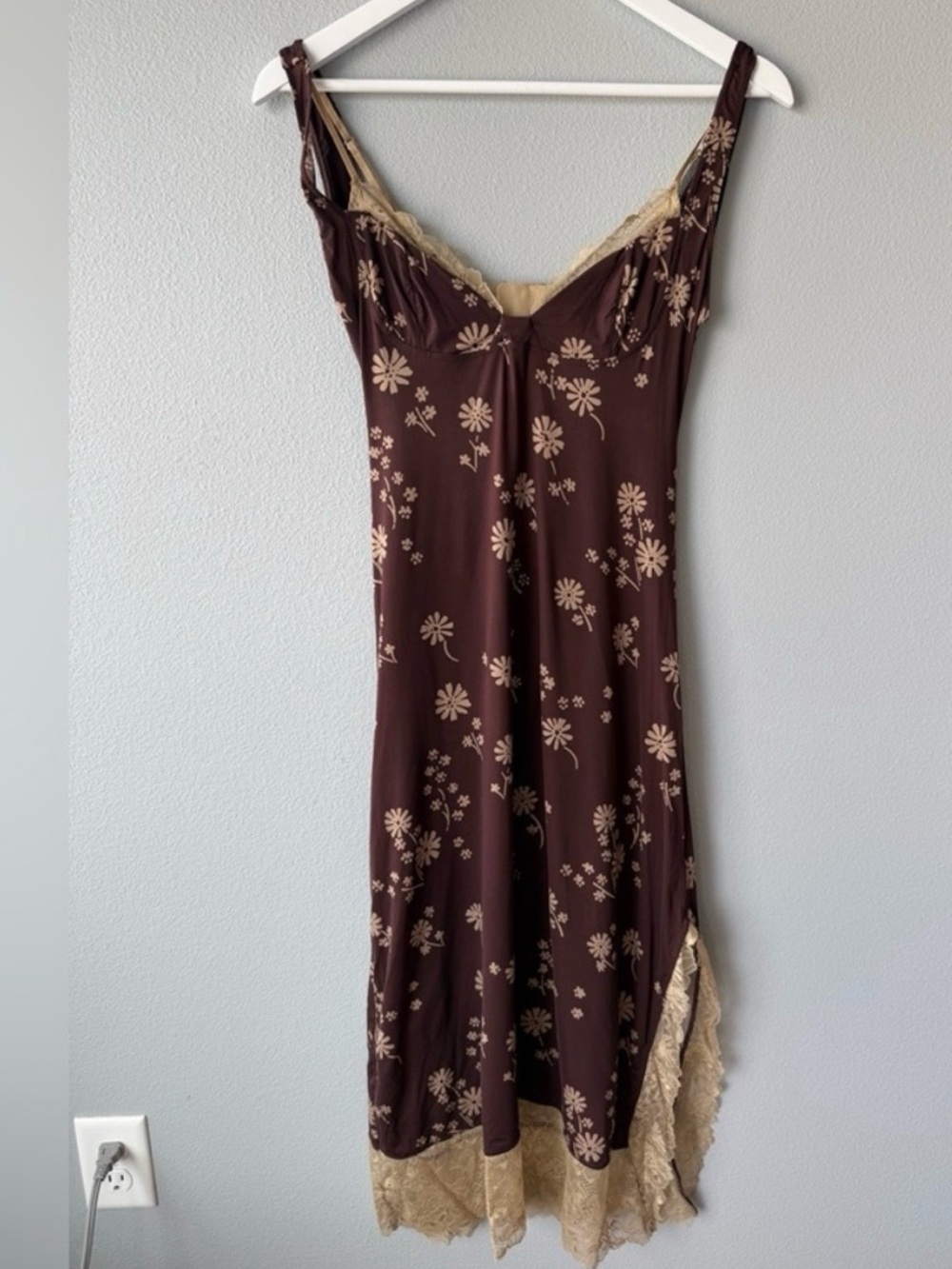 Free People brown floral tan lace Party Crasher slip midi dress Women’s sz S NWT - Picture 2 of 4